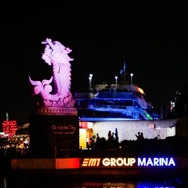 สะพาน Marina